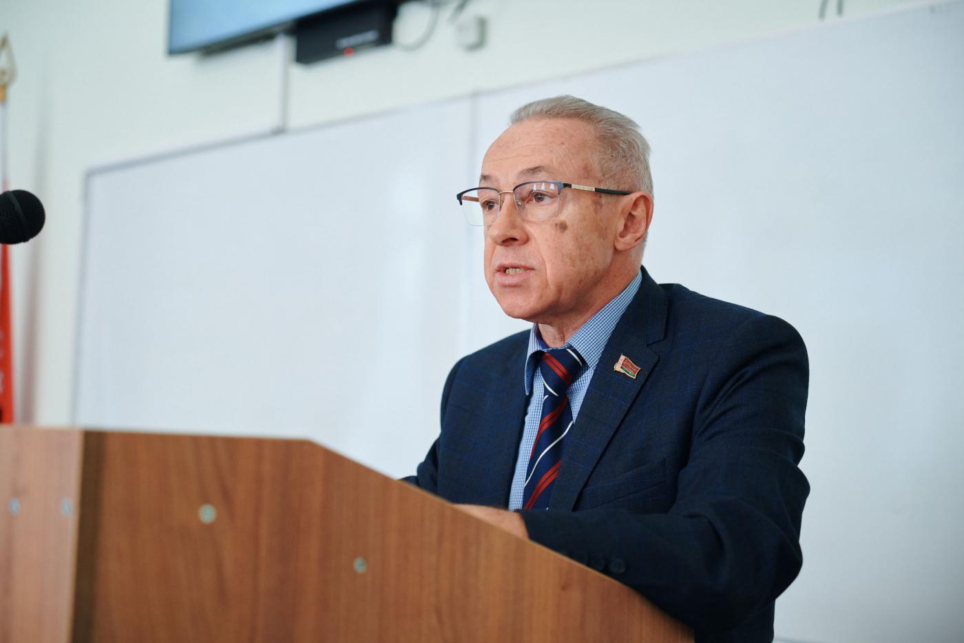 В БНТУ прошла встреча с судьей Конституционного суда Станиславом Данилюком